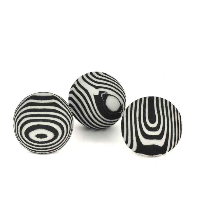 ZM4-4320 Kedi Oyun Topu Siyah Beyaz 3