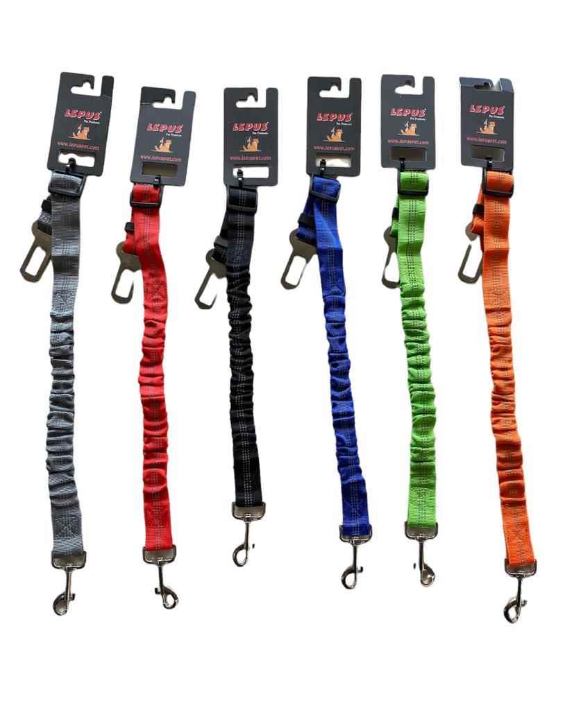 KÖPEKLER İÇİN EMNİYET KEMERİ TASMASI